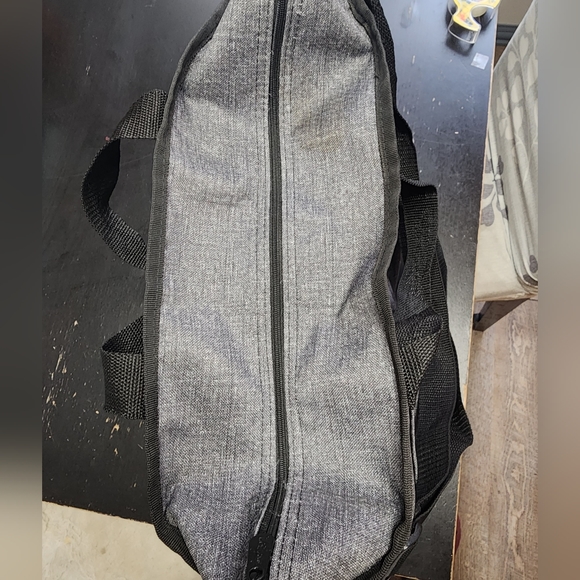 31 bag embroidered with a red W - Picture 2 of 5